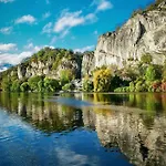 B&B Escale D'hotes Au Coeur Du Vieux Entre Namur Et Dinant 프로폰데빌