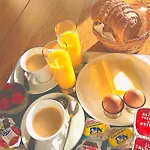 Bed & Breakfast Escale D'hotes Au Coeur Du Vieux Entre Namur Et Dinant Profondeville