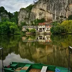 Bed & Breakfast Escale D'hotes Au Coeur Du Vieux Entre Namur Et Dinant 4*