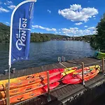 Oda ve Kahvaltı Escale D'hotes Au Coeur Du Vieux Entre Namur Et Dinant 4*
