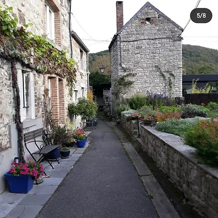 Escale D'hotes Au Coeur Du Vieux Entre Namur Et Dinant B&B 프로폰데빌