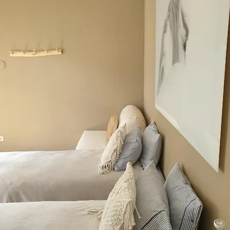 Escale D'hotes Au Coeur Du Vieux Entre Namur Et Dinant, Pres De La Meuse 4* Profondeville