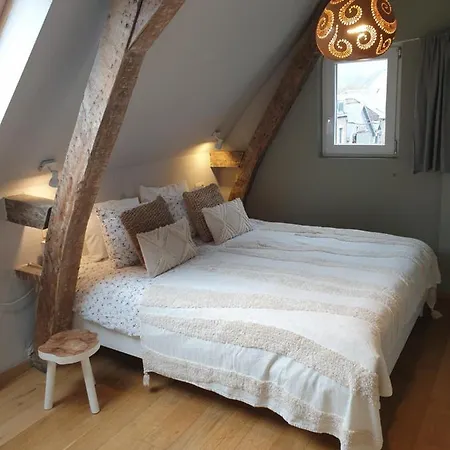Panzió Escale D'hotes Au Coeur Du Vieux Entre Namur Et Dinant, Pres De La Meuse Profondeville