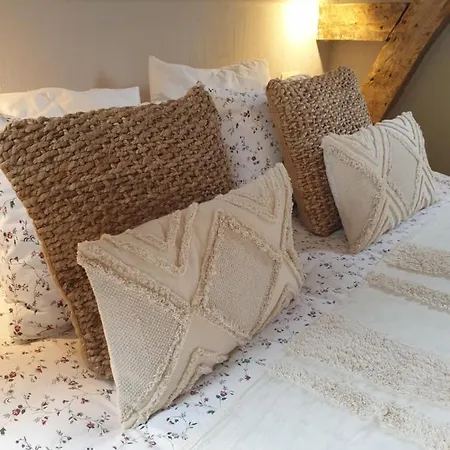 Escale D'hotes Au Coeur Du Vieux Entre Namur Et Dinant 프로폰데빌