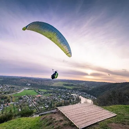 ベッド・アンド・ブレックファスト Escale D'hotes Au Coeur Du Vieux Entre Namur Et Dinant