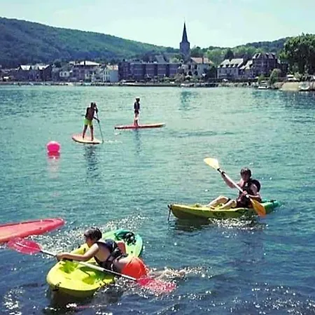 Panzió Escale D'hotes Au Coeur Du Vieux Entre Namur Et Dinant, Pres De La Meuse