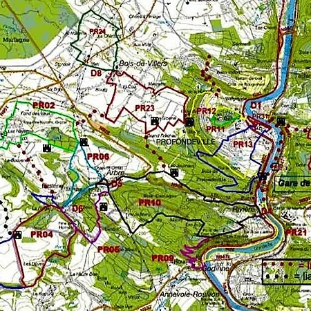 Panzió Escale D'hotes Au Coeur Du Vieux Entre Namur Et Dinant, Pres De La Meuse 4*