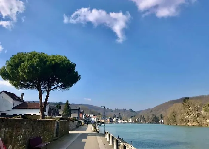 Escale D'hotes Au Coeur Du Vieux Entre Namur Et Dinant 4*