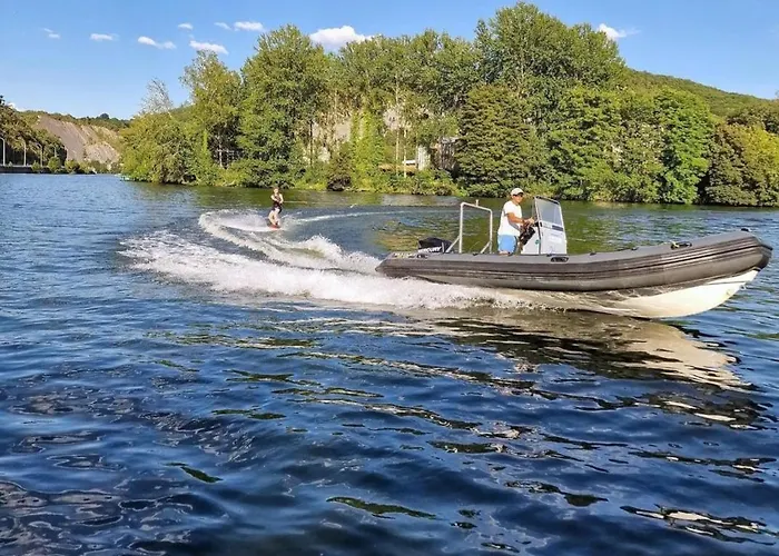 Escale D'hotes Au Coeur Du Vieux Entre Namur Et Dinant Nocleg ze śniadaniem 4*